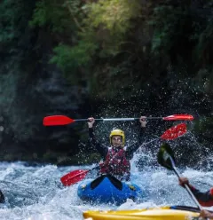 Canoraft dans les rapides