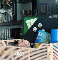 jeu de société à dispo