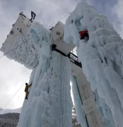 Tour de glace
