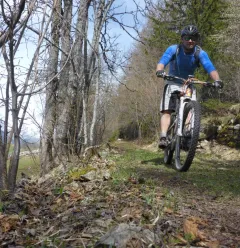 MTB en E-MTB tochten - Gidsenbureau van Montalbert
