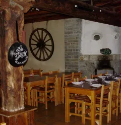 Eetzaal Tsaretta