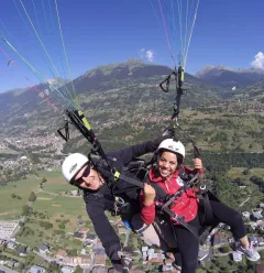 à l'aise