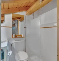 Salle d'eau et wc