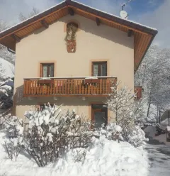 maison en hiver