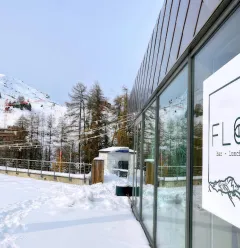 Floe bar lunchroom_La Plagne