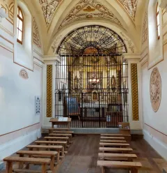 in de kapel van Montgésin