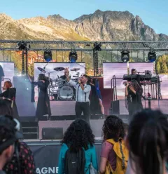 Almeras Music Live