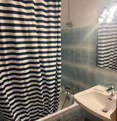 Salle de bain-douche