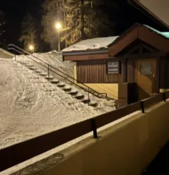 extérieure côté casier à ski