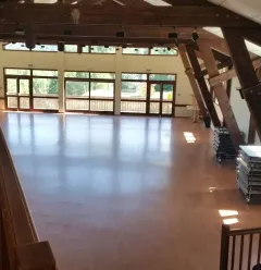 Ingang van de zaal Marcel Mignard