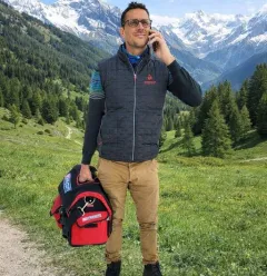 Toujours à l'écoute