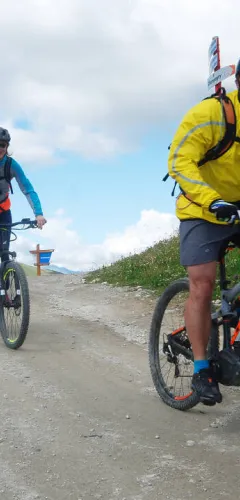 MOUNTAINBIKE