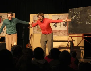 "L'école des petits Robert" - Cie Robert et moi | FESTIVAL "UN AUTOMNE SUR LES PLANCHES" VOOR SCHOLEN_Aime-la-Plagne