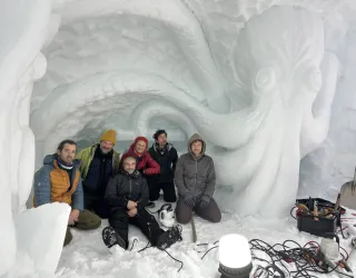 Gesneden ijsgrot_Champagny-en-Vanoise