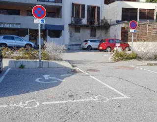 Place de parking PMR