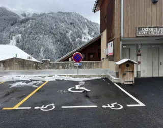 Gehandicaptenparkeerplaats_Champagny-en-Vanoise