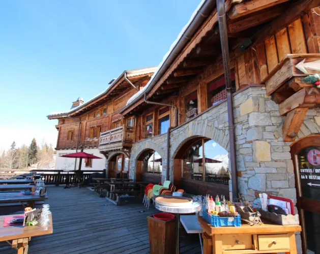 Terras, restaurant Le Loup Blanc