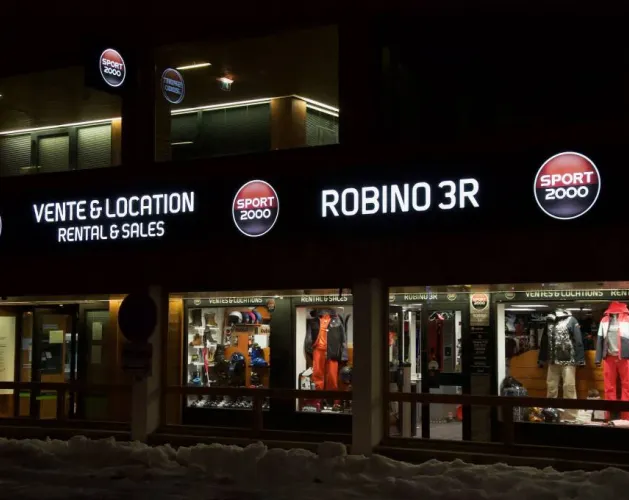 Buitengevel Sport 2000 Plagne Centre Robino 3R