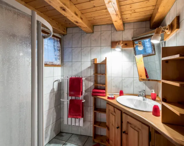 Campagne badkamer