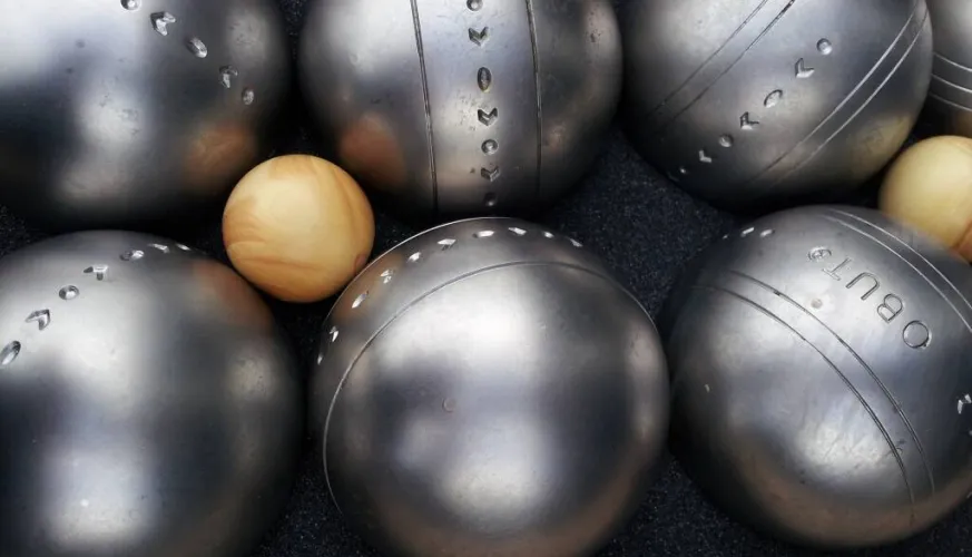 bocce-1010308_1920