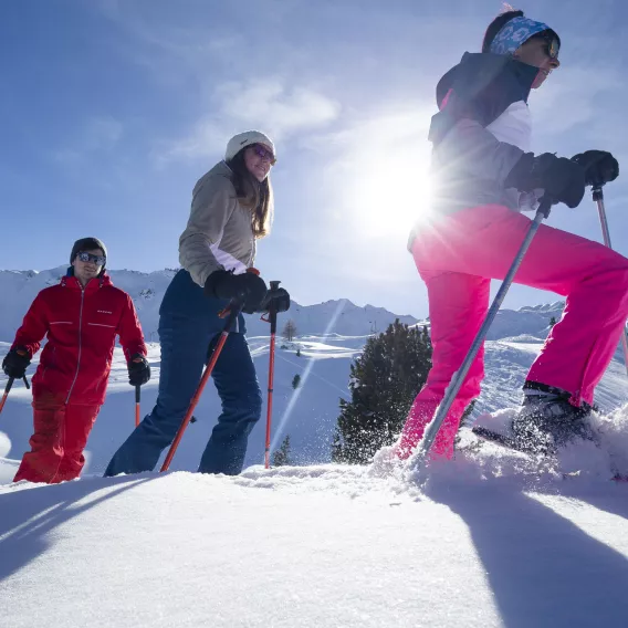 Balade entre amis en raquettes La Plagne