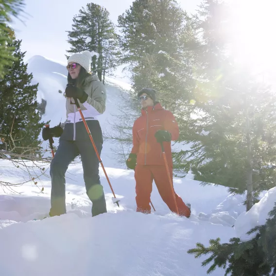 Balade_en_raquettes_aux_dolines-Elina_Sirparanta