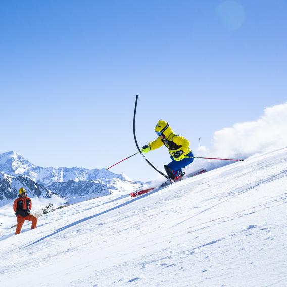 Super Slalom face au Mont Blanc