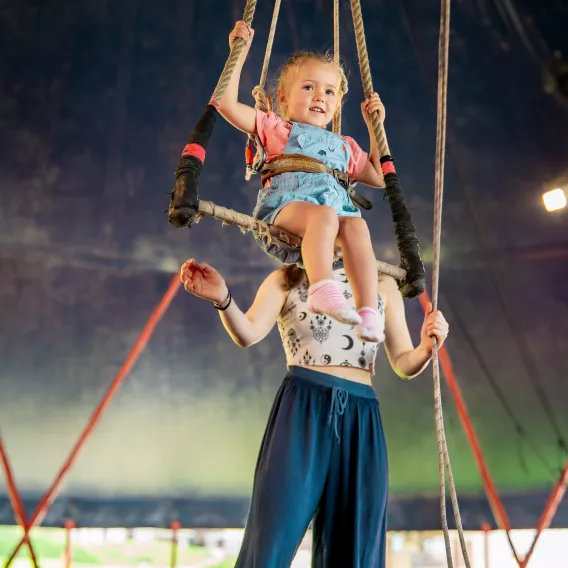 cirque-enfants-montchavin-les-coches©ElisabethGayard