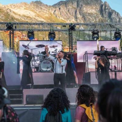 Almeras Muziek Live concert