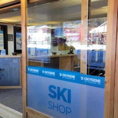 Oxygène vehuurwinkel voor ski- en snowboarduitrusting_La Plagne