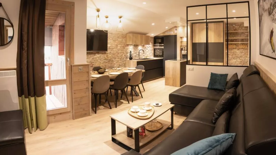 Zitkamer, woonkamer, keuken