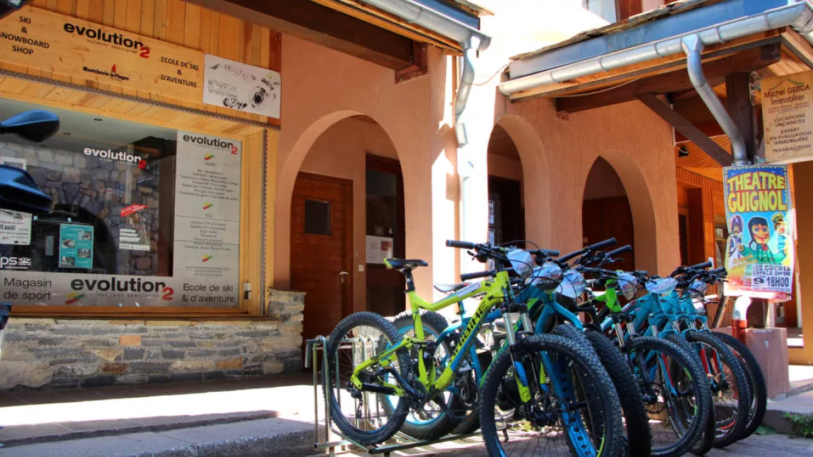 Voorgevel van de winkel Evolution Ski Shop