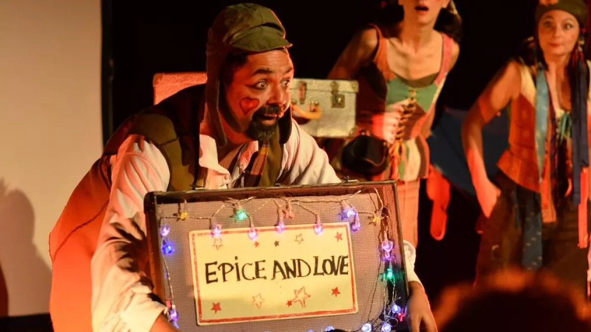 Shows en snacks | Reizen - Chapiteau Théâtre_Aime-la-Plagne