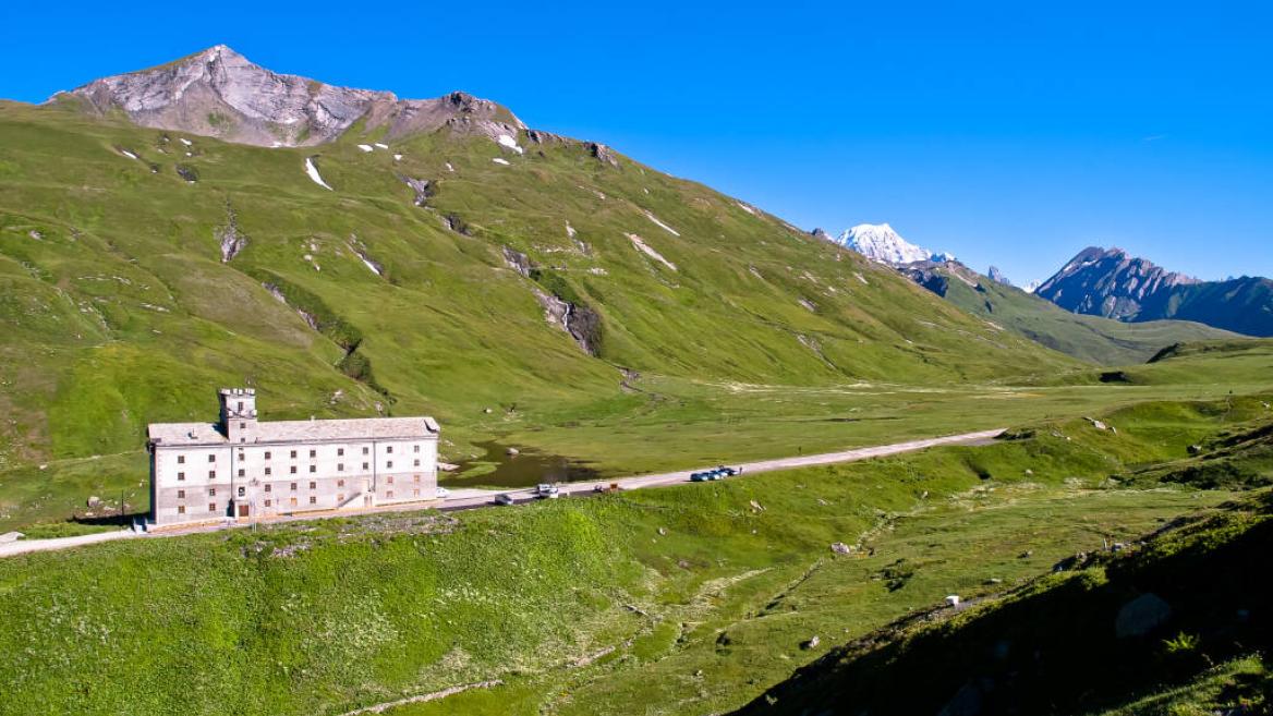 Col du Petit Saint-Bernard et son hospice