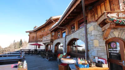 Terras, restaurant Le Loup Blanc