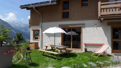 Buitenkant chalet bio corti