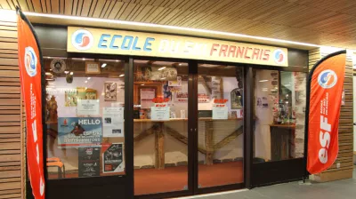 Ingang van de ESF (Franse skischool) Plagne Centre