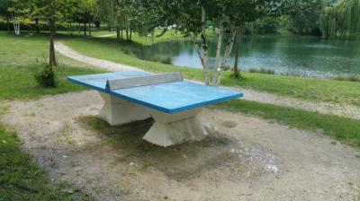 Table de ping pong Base de loisirs de Centron Table de ping pong Base de loisirs de Centron