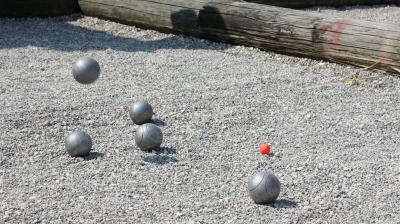 Partie de pétanque petanque-381156_1920