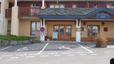 Place de parking handicapé