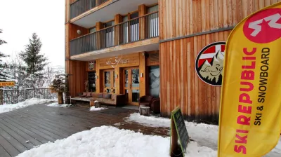 Toegang tot de winkel Ski Republic