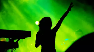 Ik hou van de zomer in La Côte d'Aime | Concert van Two Shuss_La Plagne Tarentaise