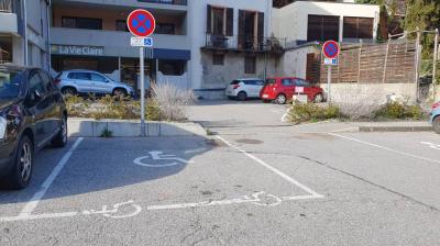 Place de parking PMR