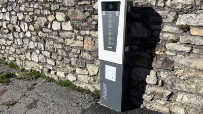 Borne de recharge pour véhicule électrique_Champagny-en-Vanoise