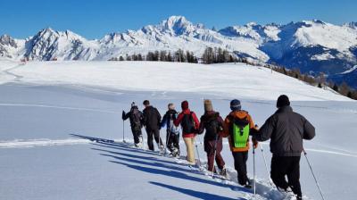 Sortie raquettes avec le Bureau des Guides de Montalbert_Plagne-Montalbert