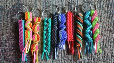 Creatieve workshop I: sleutelhangers / scoubidous maken_Montchavin-les-Coches