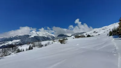 Matige sneeuwschoenwandeling_Aime-la-Plagne