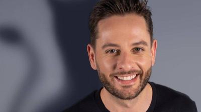 Stand-up show van Julien BING "De hele waarheid en niets dan de waarheid...of bijna"._Plagne-Montalbert