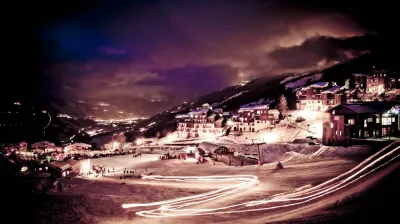 Afdaling met fakkels