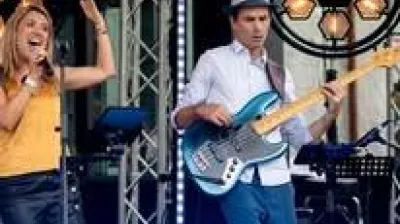 De 6000D van Dare2B - Concert van Groovinours_Aime-la-Plagne